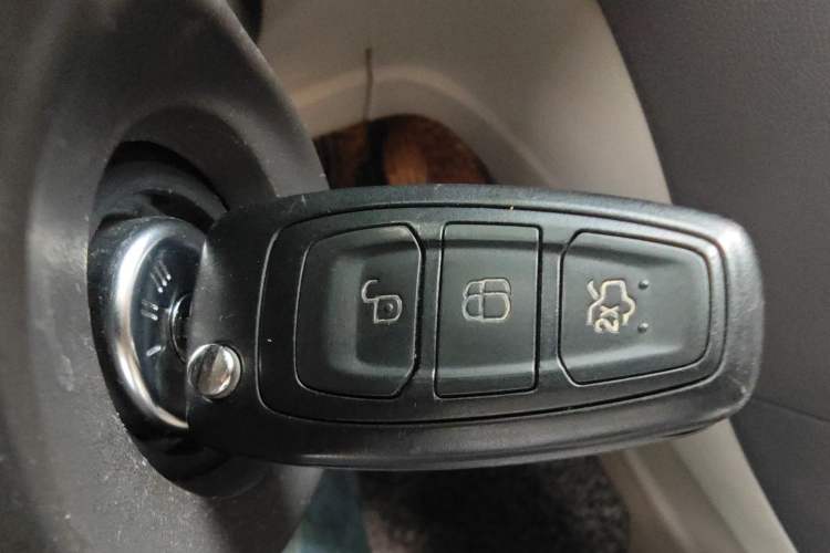 Used Ford Mondeo 2013 2.3L Fashion Edition
