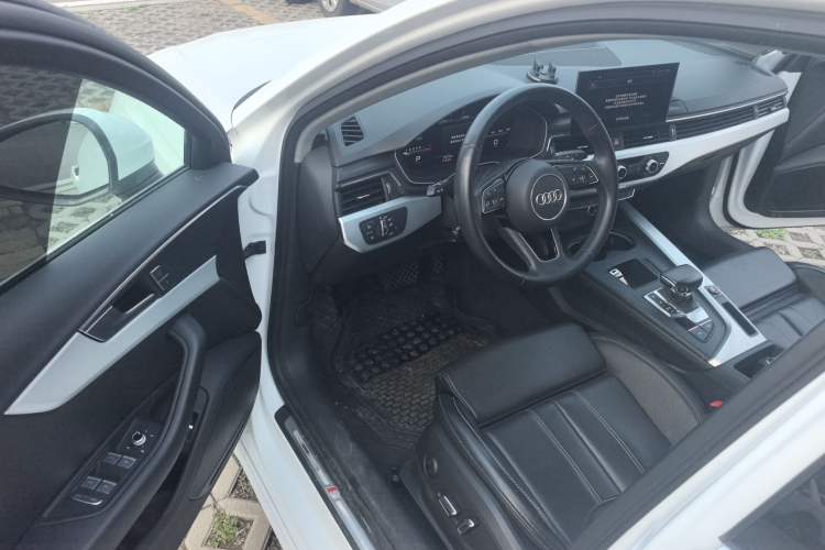 Used Audi A4L 2024 40 TFSI Fashion Dynamic Model Driver Seat