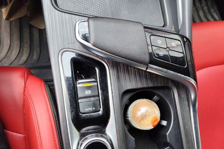 Used Changan UNI-T 2020 1.5T Prestige Version
