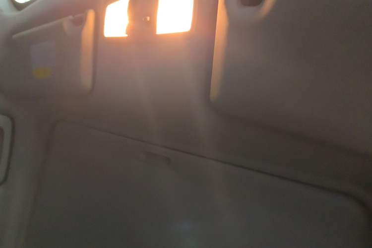 Used Mitsubishi Outlander 2018 2.0L Two-Wheel Drive Glory Edition 5 Seats