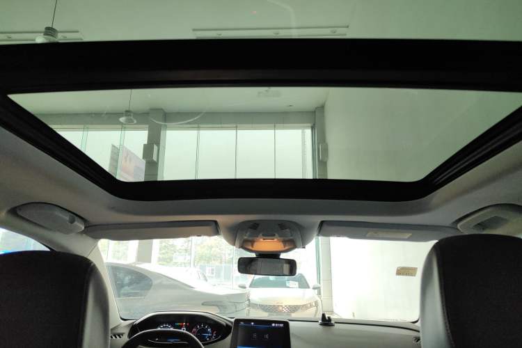 Used Peugeot 5008 2017 380THP 7-Seater Elite Edition Headliner