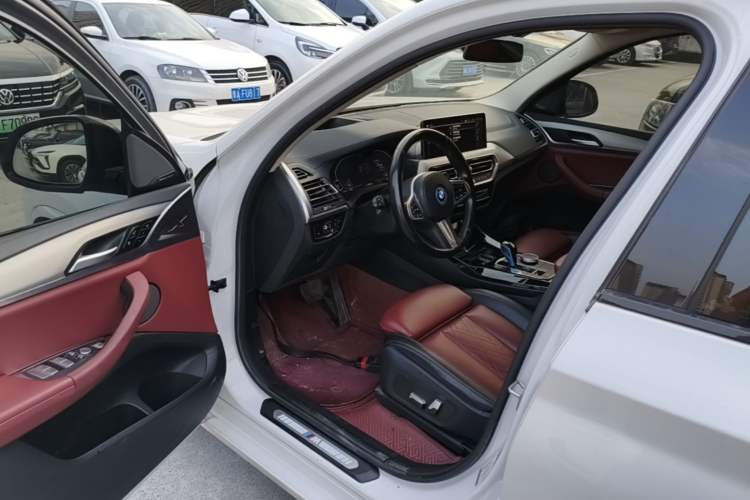 Used BMW iX3 2022 Leading Type
