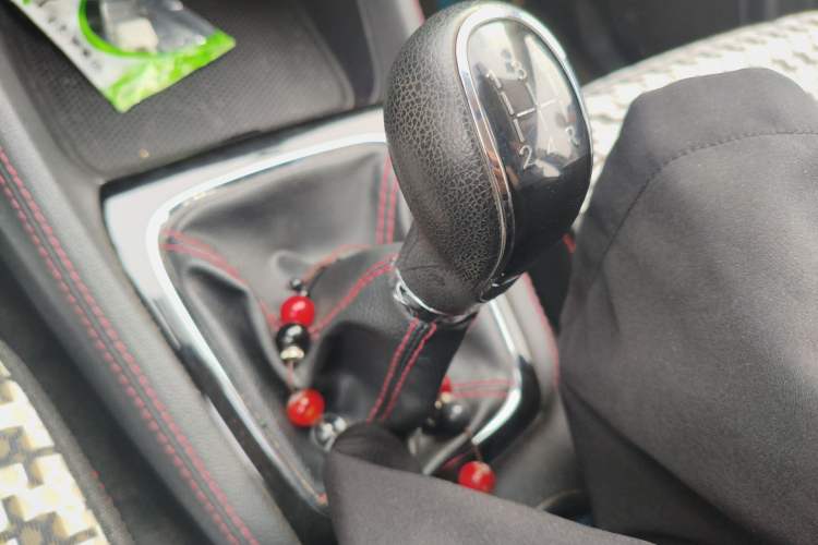 Used CHANGAN OSHAN A800 2017 1.6L Manual Comfort Model