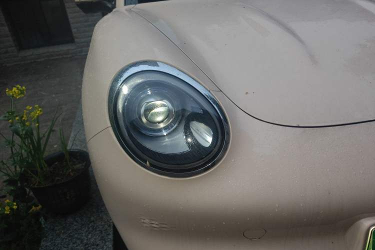 Used ORA Good Cat 2023 401 km Standard Range Prestige Version Lithium Iron Phosphate