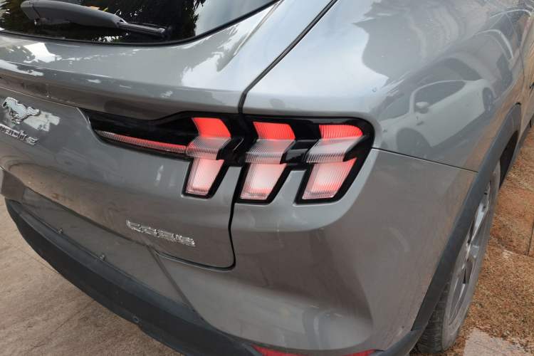 Used Ford Mustang Mach-E 2021 Leap Edition Rear-Drive Version (Standard Range) Right Rear Taillight