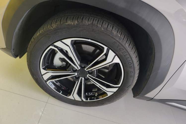 Used Geely Galaxy L7 2023 1.5T 115 km Starship
