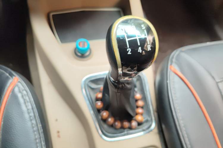 Used Wuling Hongguang 2013 1.5L S Comfort Model
