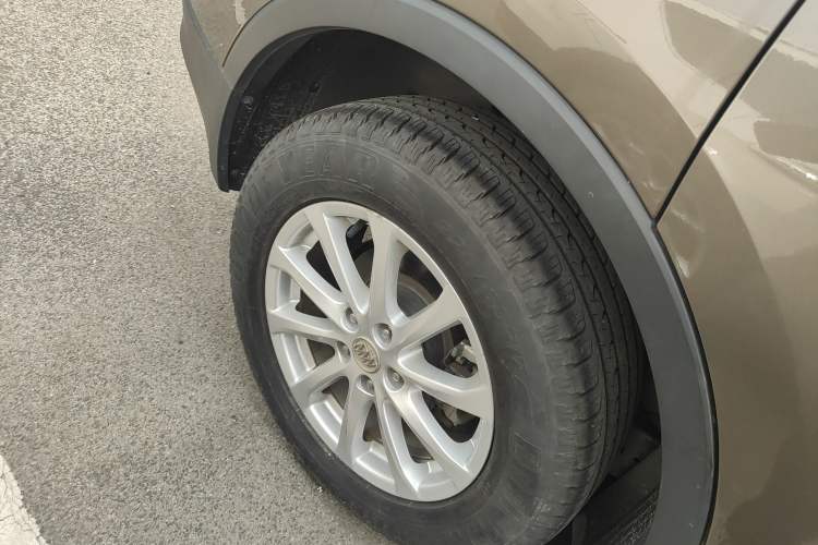 Used Buick Envision 2016 20T Two-Wheel-Drive Elite Model Exterior 5