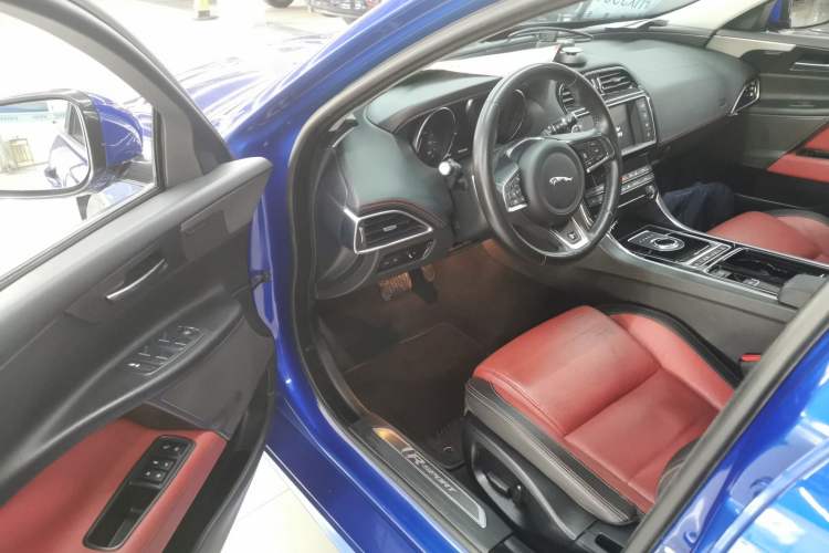 Used Jaguar XE 2018 2.0T 300 PS All-Wheel-Drive R-Sport Sport Edition
