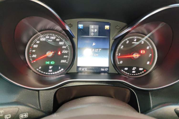 Used Mercedes-Benz GLC 2019 GLC 260 4MATIC Luxury Model