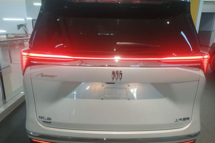 Used Buick GL8 New Energy 2024 Lu Zun Luxury Edition 7-Seater
