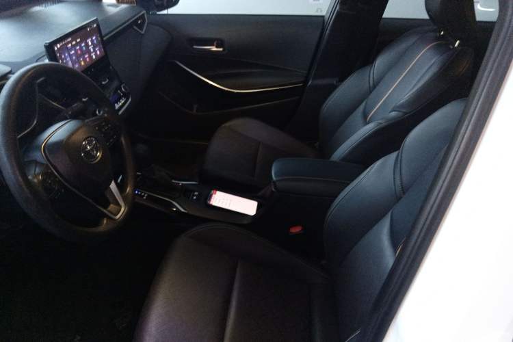 Used Toyota Levin 2023 Smart Electric Hybrid Dual-Engine 1.8L Sport Edition
