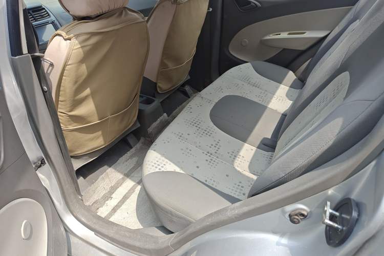 Used Chevrolet Sail 2010 Sedan 1.2L AMT Ideal Edition Left Rear Seat