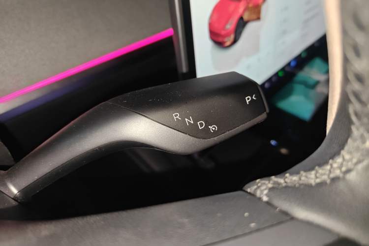 Used Tesla Model Y 2024 Rear-Wheel-Drive Version Gear Lever