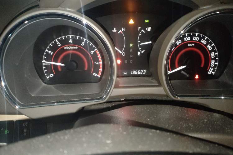 Used Toyota Highlander 2012 2.7L Two-Wheel Drive 7-Seater Luxury Edition
