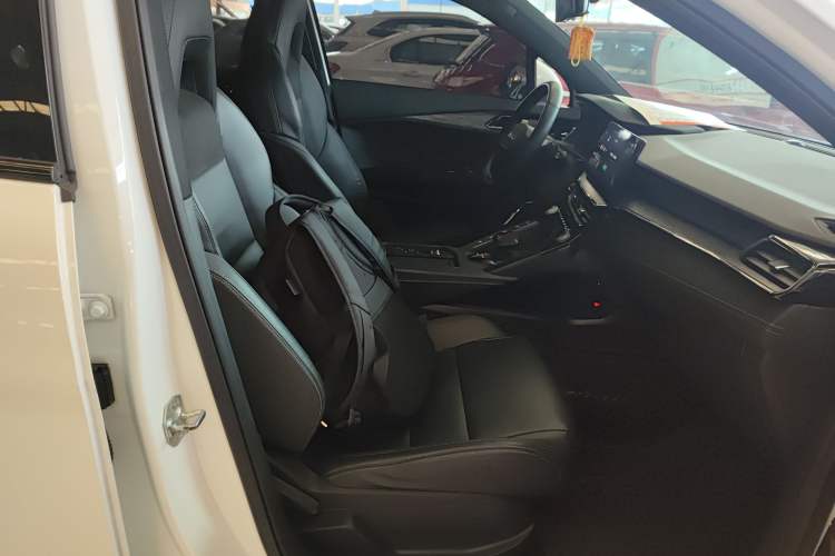 Used Lynk & Co 06 2023 Remix 1.5T JinPro