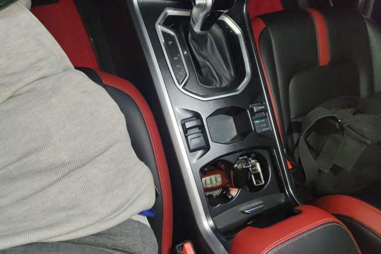 Used Haval H4 2019 Red-Label 1.5 GDIT DCT Luxury Smart Connectivity Model
