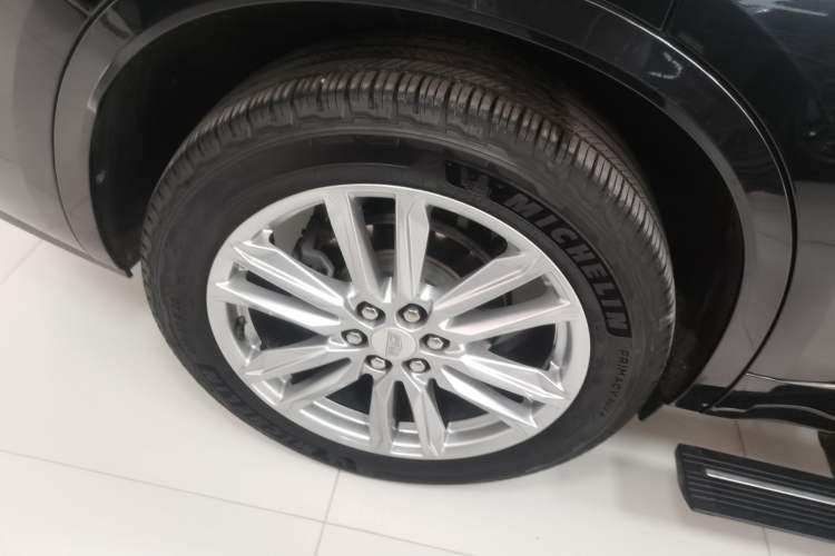 Used Cadillac XT6 2021 2.0T Six-Seater Four-Wheel-Drive Luxury Version
