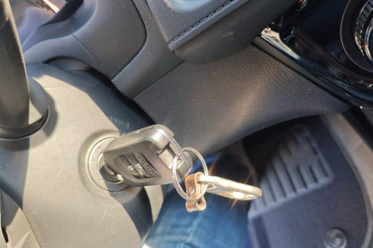 Used Honda Vezel 2020 1.5L CVT Pioneer Edition
