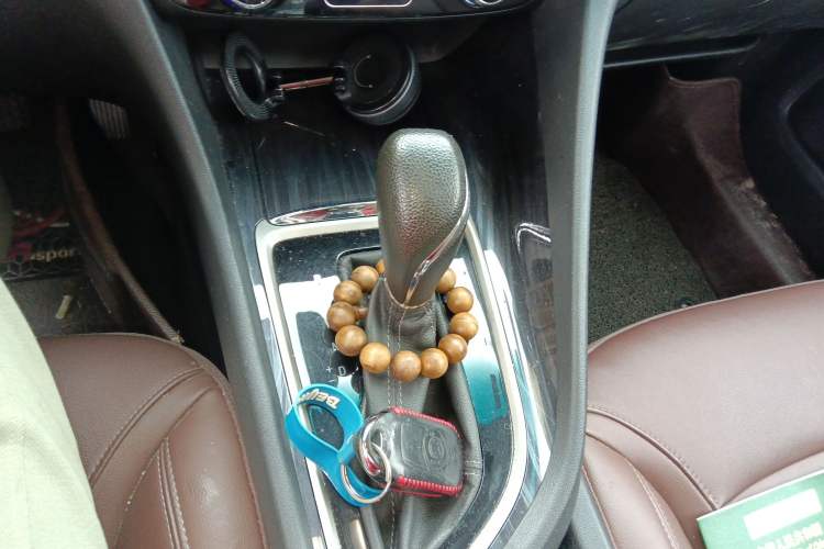 Used Buick GL6 2019 18T 6-Seater Connected Luxury Version China VI Standard