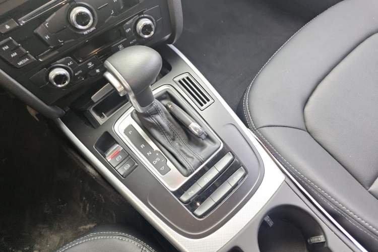 Used Audi A4L 2015 35 TFSI Automatic Standard Model
