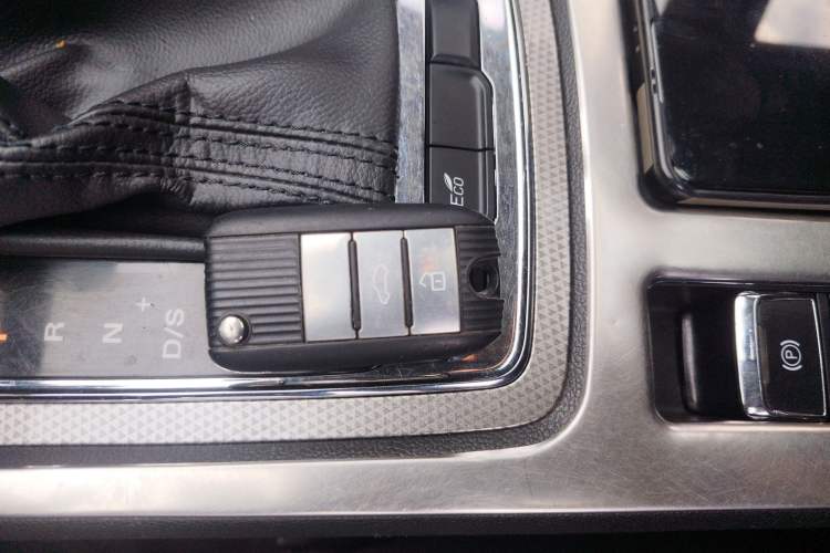 Used Roewe i6 2018 20T Automatic Internet Smart Edition
