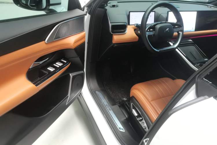 Used XPeng G9 2022 702 Pro Driver Seat