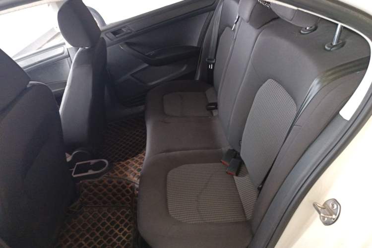 Used Volkswagen Santana 2019 1.5L Automatic Fashion Edition China VI Left Rear Seat