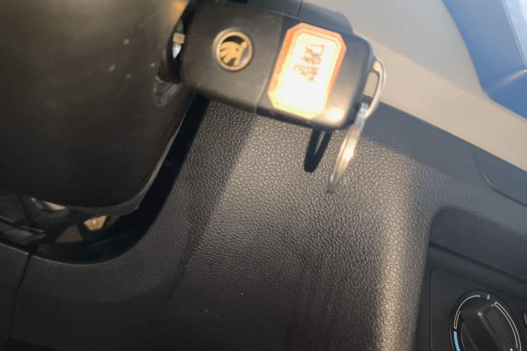 Used Skoda Fabia 2015 1.4L Manual Front-Wheel Drive Model