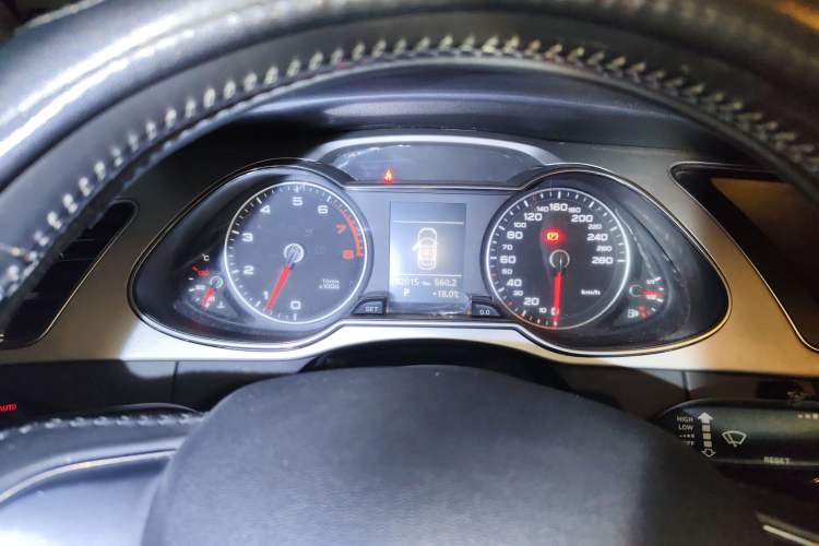 Used Audi A4L 2016 30 TFSI Collector's Edition Automatic Comfort Model
