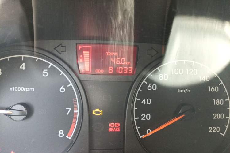 Used Hyundai Verna (older generation) 2016 1.4L Manual Smart GLS Trim Odometer Close Up