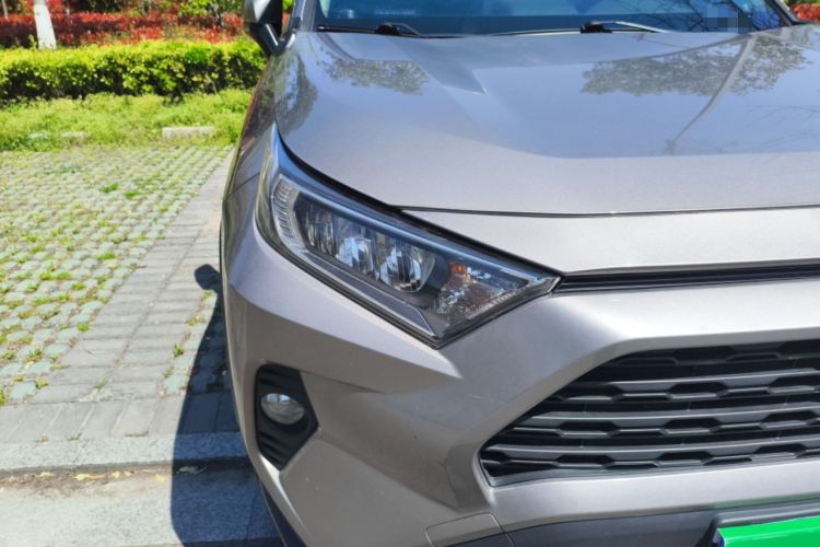 Used Toyota RAV4 2021 2.0L CVT Two-Wheel Drive Fashion PLUS Edition