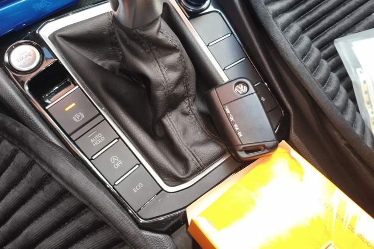 Used Volkswagen Sagitar 2023 300TSI DSG Excellence Edition Vehicle Key