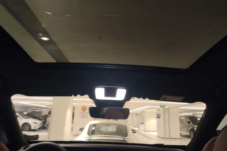 Used Li Auto ONE 2020 Extended-Range 6-Seater Version
