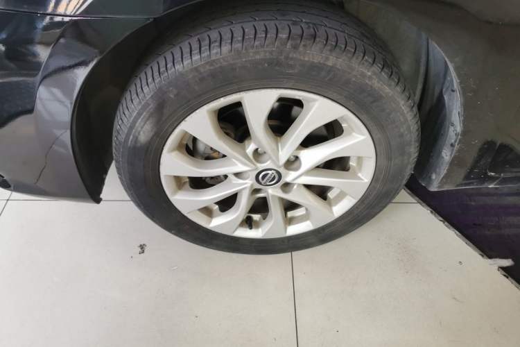 Used Nissan Sylphy 2021 Classic 1.6XL CVT Luxury Edition Left Front Wheel Hub
