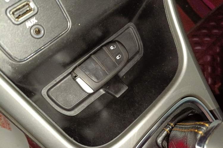 Used Jeep Compass 2017 200T Automatic Family Edition
