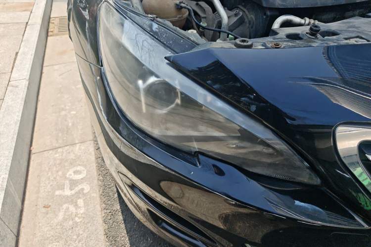 Used Peugeot 408 2014 1.8L Automatic Luxury Edition Right Front Headlight