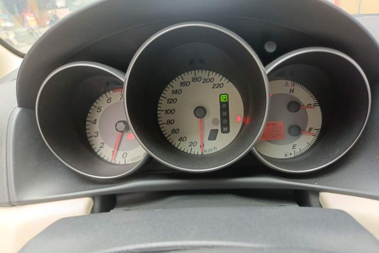 Used Mazda 3 2010 1.6L Automatic Classic Stylish Version Odometer Close Up