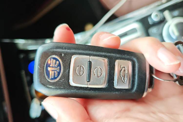 Used FAW Senya R9 2018 1.2T Automatic Luxury Smart Edition
