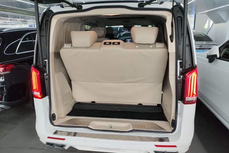 Used Mercedes-Benz V-Class 2016 V 260 Prestige Edition
