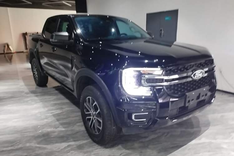 Used Ford Ranger 2023 Trailblazer 4x4 Automatic Version – Gasoline Front Right 45 Deg