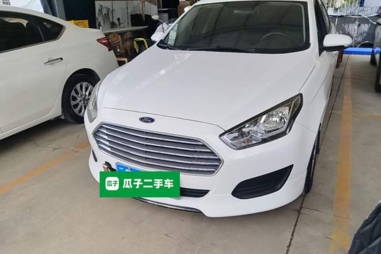 Used Ford Escort 2019 Revised Version 1.5L Manual "Quality Enjoyment" Trim (Tire Pressure Monitoring) China VI Standard