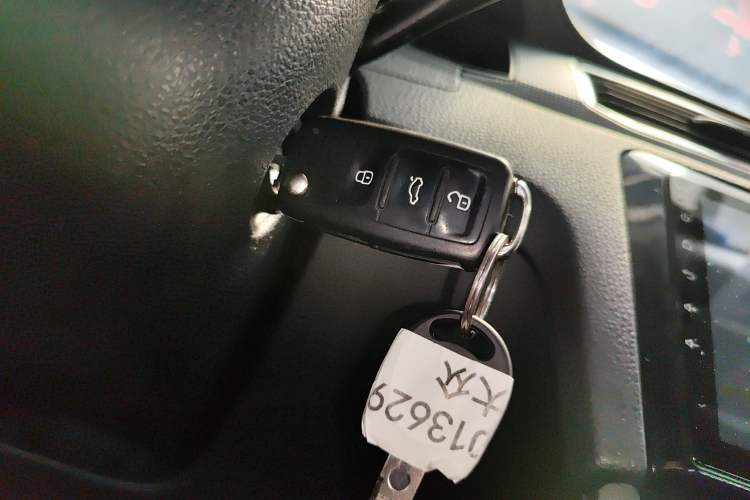 Used Volkswagen Santana 2021 1.5L Automatic Fashion Edition