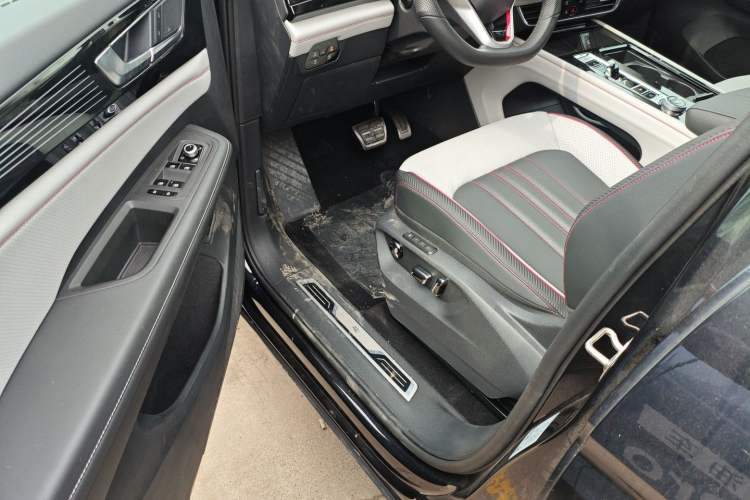 Used Volkswagen Teramont X 2024 380TSI Four-Wheel Drive Longxiang Edition Driver Seat