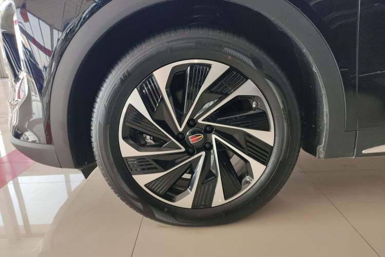 Used Hongqi HS7 PHEV 2024 2.0T PHEV Four-Wheel Drive Flagship Edition 6 Seats