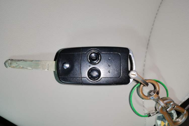 Used Honda CR-V 2012 2.0L two-wheel drive urban version