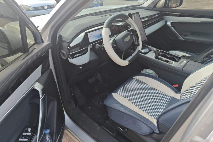 Used Geely Auto FX11 2024 1.5TD DCT Prestige Edition