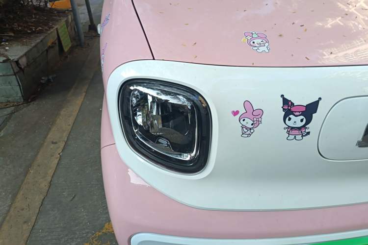 Used Bestune Pony 2024 170km Vitality Horse Right Front Headlight