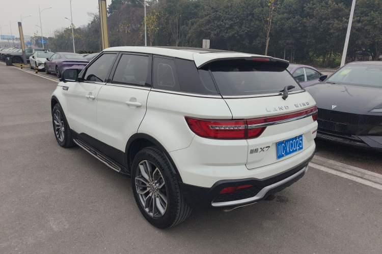 Used Land X7 2018 Geely Jingyue 1.5T Panoramic Luxury Model Exterior 2