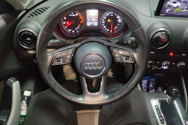 Used Audi A3 2018 30th Anniversary Edition Sportback 35 TFSI Ambition Model
